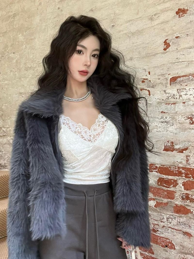 Intimo e pigiami in pizzo oro e velluto con cuciture, tutto abbinato, comodo reggiseno con parte superiore del seno laterale e splendida schiena._voghion.com