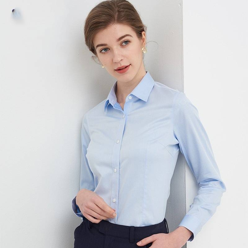 "Camicia da donna a maniche corte in cotone di alta qualità - Antipiega, traspirante e perfetta per l'ufficio - Colori classici a quadri e tinta unita"_voghion.com