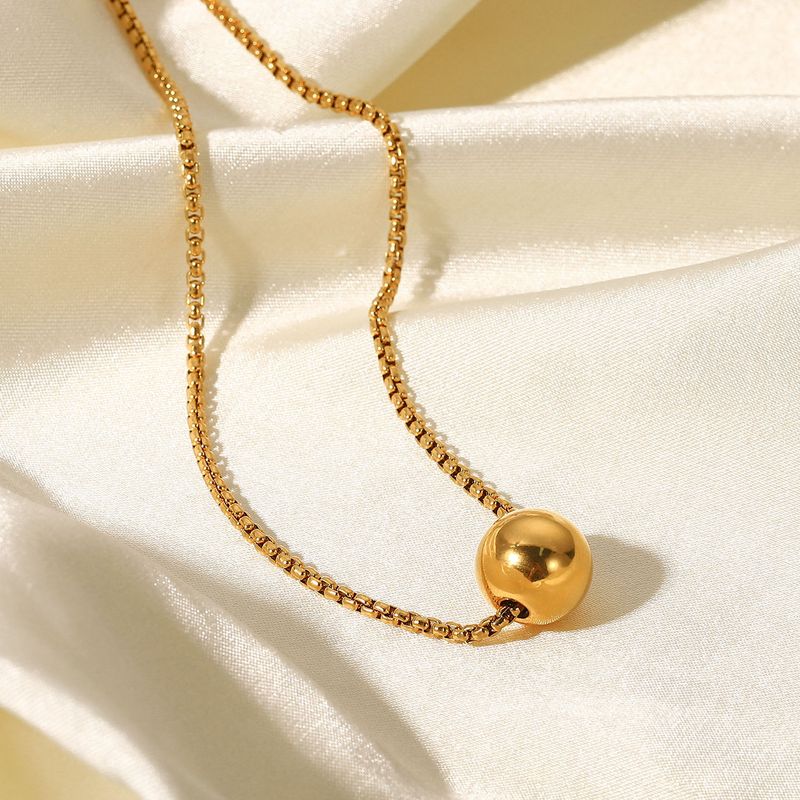 Collana con ciondolo a sfera in stile minimalista INS, catena estraibile, collana in acciaio inossidabile dorato, gioielli personalizzati da donna_voghion.com