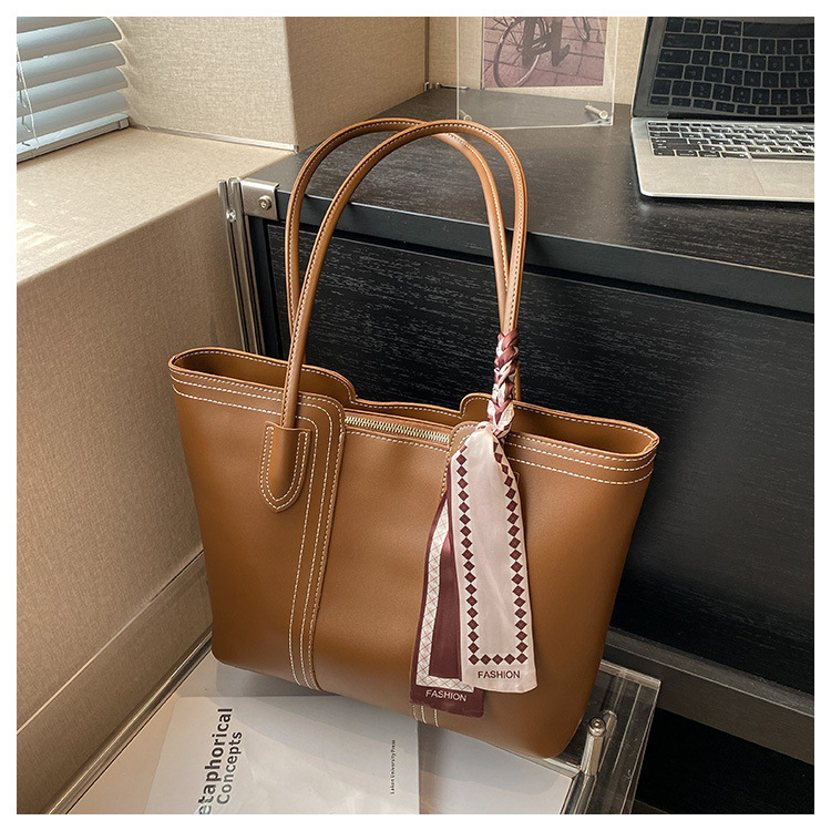 Borsa a tracolla versatile da donna, di grande capacità, primavera/estate 2024, con texture popolare, per i pendolari_voghion.com