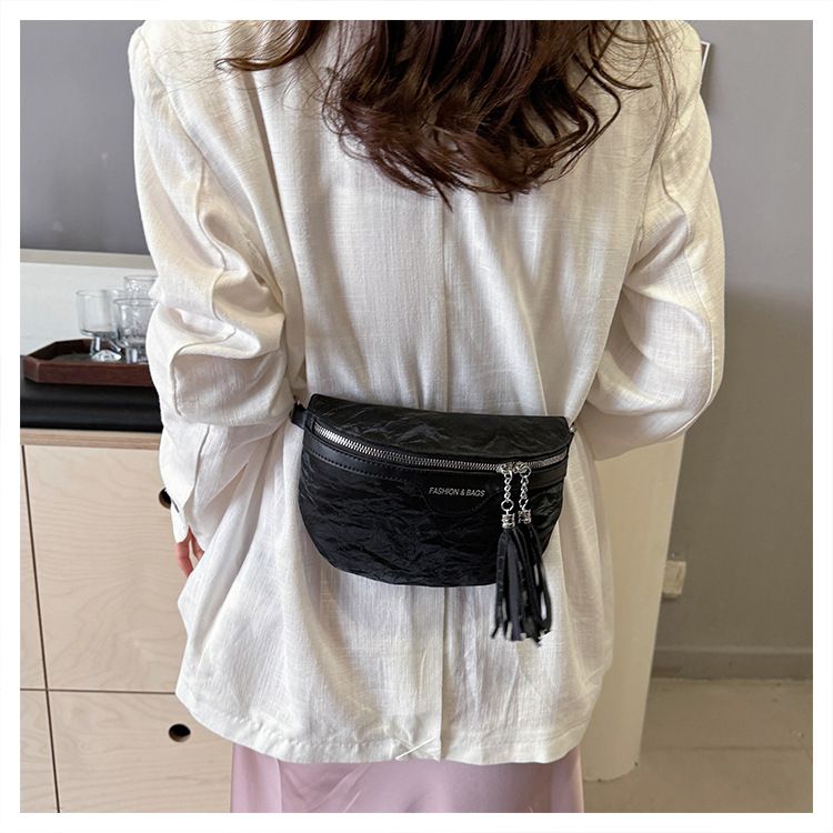 Borsa a tracolla con tracolla larga, semplice, alla moda, versatile, con tracolla larga, nuova, con nappa e lettera._voghion.com