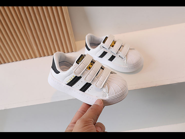 Kinder Shell Kopfteil 2024 Frühjahr Neue Atmungsaktive Mädchen Kleine Weiße Jungen und Babys Anti-slip Casual Schuhe_voghion.com