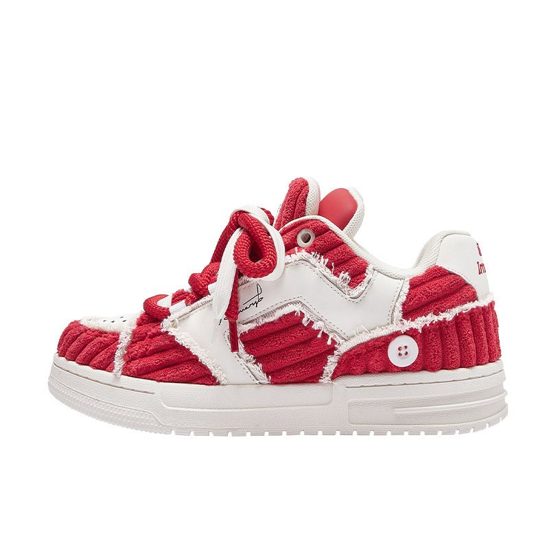 Chaussures tendance rouges pour hommes et femmes, édition limitée, style Bread, pour le Nouvel An chinois (2025)_voghion.com