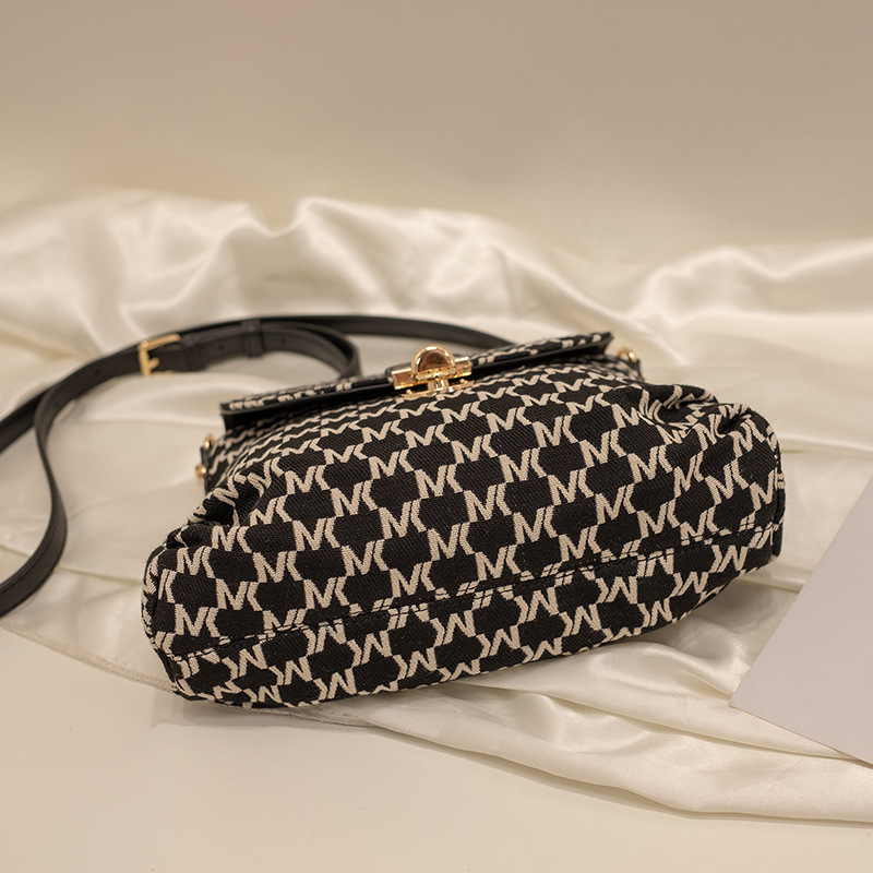 Borsa francese piccola M k Jacquard da donna 2023 Borsa da donna per ascella a tracolla singola con tracolla singola All-match_voghion.com