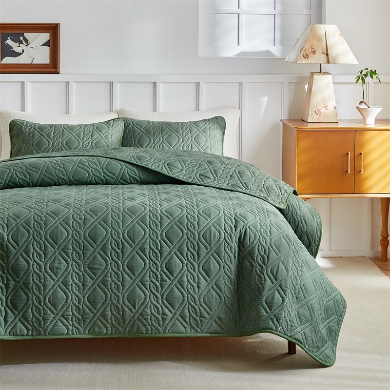 Modern Minimalist Diamond Quilted Bedding Set In Solid Colors - Light Grey, Beige, Green - Sizes 173x229cm To 264x229cm_voghion.com