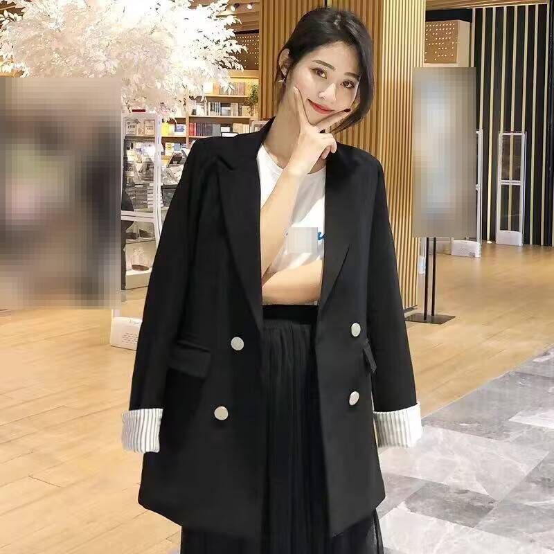 Kadınlar İçin Büyük Boy Blazer – Kore Esintili Günlük Takım Ceket (Bej/Pembe/Siyah/Beyaz) | İşyerinden Hafta Sonuna Kadar Çok Yönlülük_voghion.com