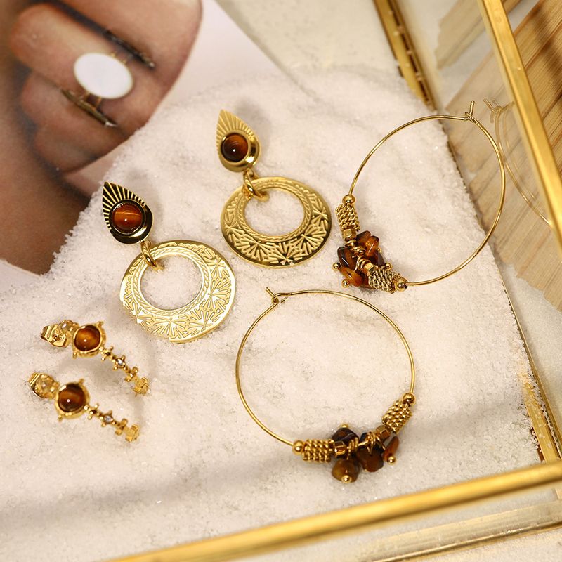 Orecchini da donna in stile retrò con pietra di tigre, in acciaio al titanio, placcati in oro, con pietra naturale resistente allo sbiadimento, orecchini di lusso marrone chiaro_voghion.com