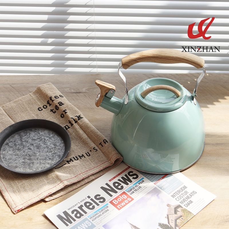 New cross border whistle kettle light luxury 2.5L flat bottom whistle kettle wholesale European style stainless steel whistle kettle_voghion.com