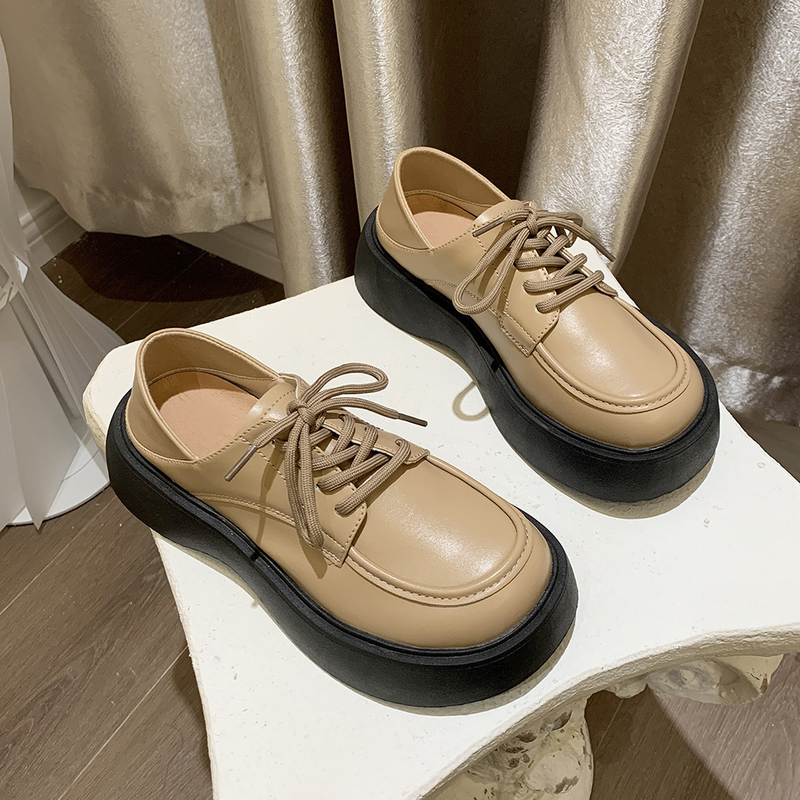 Piccole scarpe in pelle da donna stile britannico 2023 Nuova primavera ed estate studentessa testa grande retro cinturino nero fondo spesso aumento scarpe singole jk_voghion.com