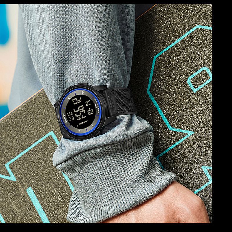 Digital Sports Watch With Luminous Display, Waterproof, Shockproof, Alarm, Lightweight Unisex Design For Men And Women Student Sports Watch_voghion.com