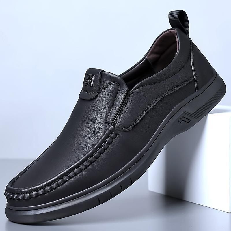 Geeignet für alle Jahreszeiten Herren 2025 Sommer Neue Rindsleder Weiche Sohle Atmungsaktiv Business Casual Leder Dünne Slip-On Dad Schuhe Männer_voghion.com