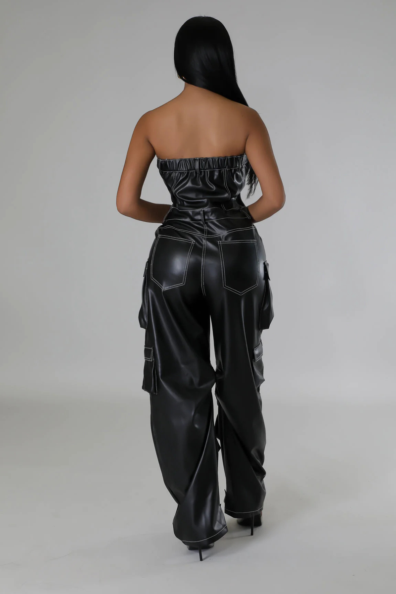 Moteriški drabužiai be petnešėlių, be nugaros, plonas kirpimo kelnės su keliomis kišenėmis, kombinezonas_voghion.com