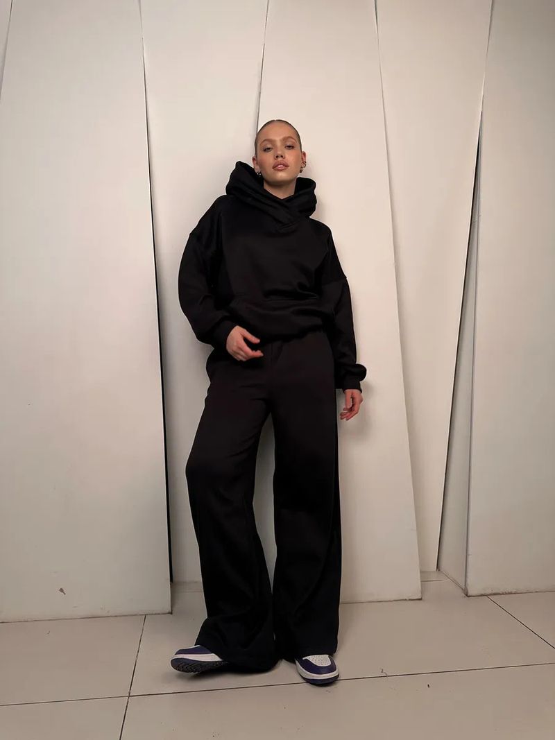 Ensemble sweat à capuche et pantalon large pour femme - Tenue streetwear tendance deux pièces (gris argenté, bordeaux, noir, bleu, caramel)_voghion.com