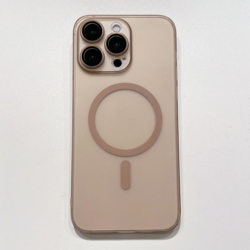 Custodia per telefono con pellicola per lenti per iPhone 16promax Custodia per telefono cellulare 15 Custodia rigida magnetica ultra sottile effetto ghiaccio satinato_voghion.com