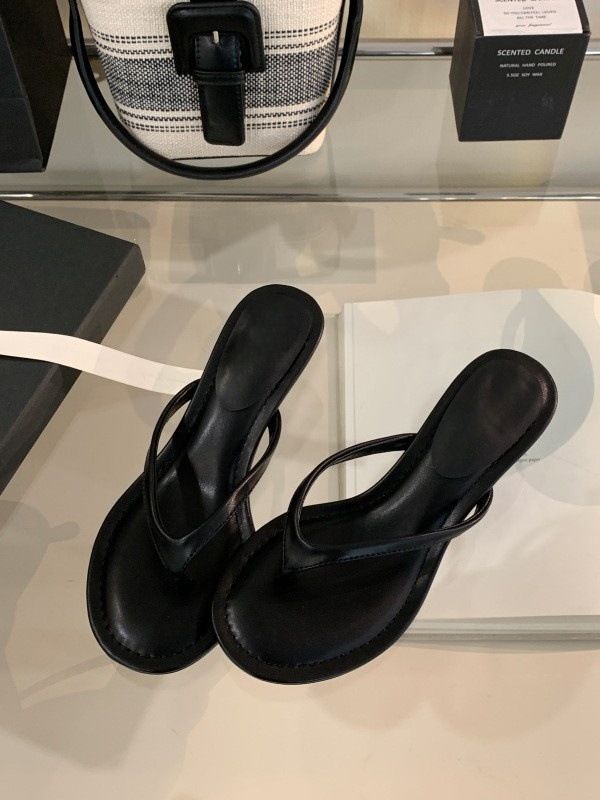 Damen-Sommer-Flip-Flops für draußen, eleganter Wildleder-Feen-Stil mit einzigartigem Design und kleinem Katzenabsatz_voghion.com