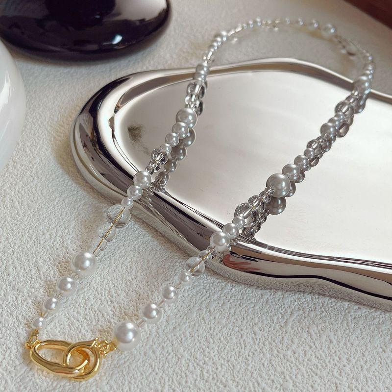 French Unique Light Luxury High-end Crystal Pearl Clasp Necklace For Women, Elegant And Stylish Design, Versatile_voghion.com
