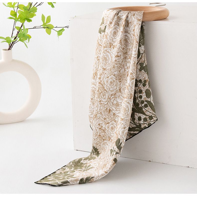 Vierkante damessjaal met print, Valentijnsdagdoos voor vriendin, nieuw hoogwaardig zijden sjaalcadeau van zijderups_voghion.com