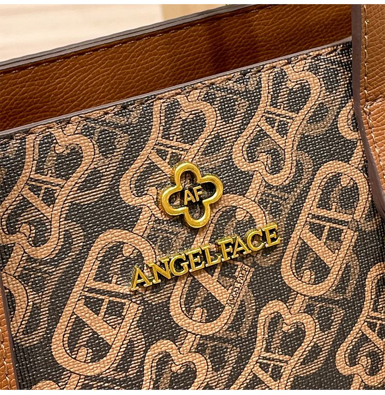 Borsa a tracolla grande capacità per donna nel 2024 inverno, nuova pelle morbida di alta qualità e alla moda per donna, tracolla atmosferica per mamma_voghion.com