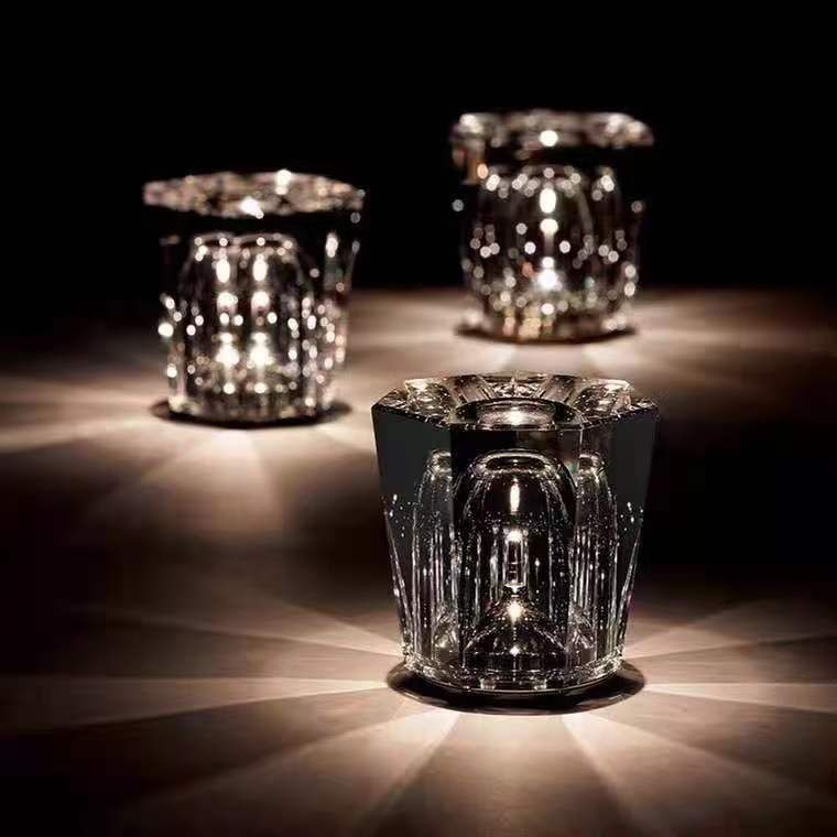 Veilleuse sans fil Crystal Diamond - Lampe de table LED rechargeable pour chambre, bar et extérieur_voghion.com