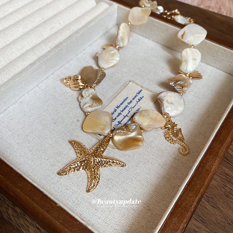 Shell Starfish Seahorse Conch Necklace Ocean Series Beach Vacation Style Collarbone Niche Light Luxury High-End Neck_voghion.com