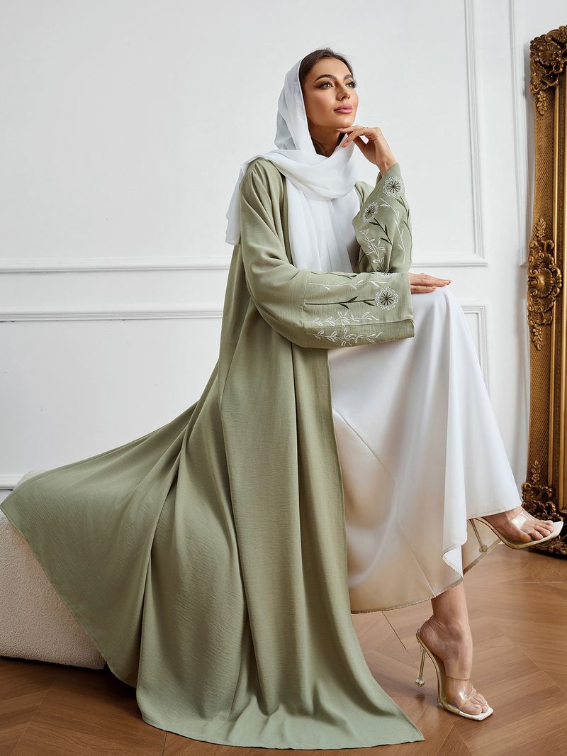 Elegantes langes muslimisches Kleid, modische bestickte Strickjacke aus Polyestergewebe mit langem Gewand im Taillengürtelstil_voghion.com
