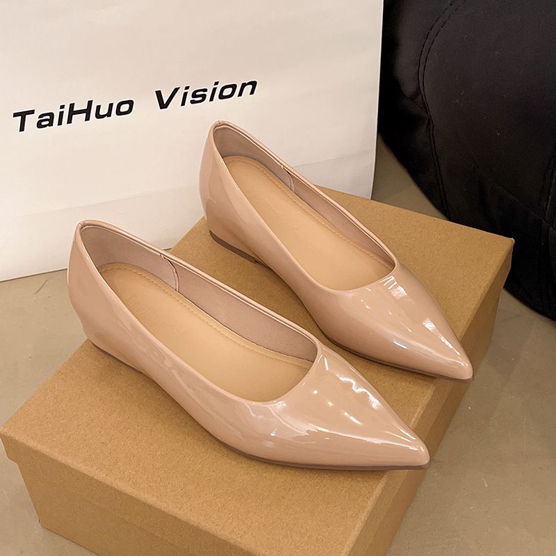 Scarpe basse a punta con aumento dell'altezza interna, scarpe da donna leggere, scarpe versatili da pendolare, primavera e autunno francesi_voghion.com