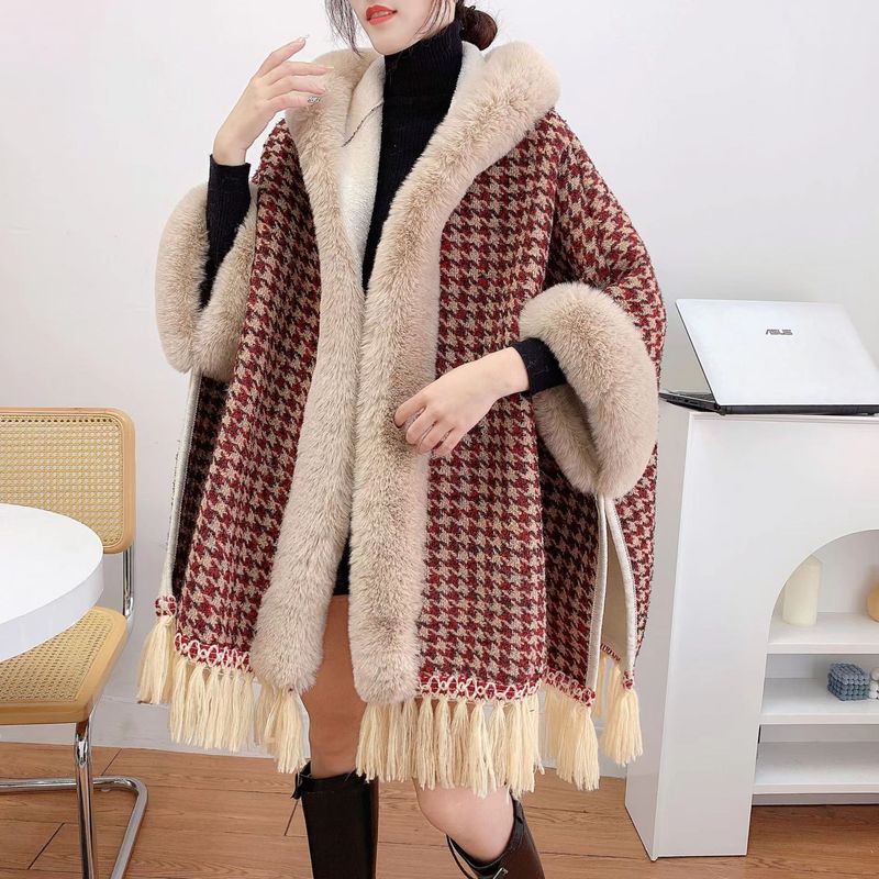 Cappotto invernale con scialle a mantella per donna, nuovo cappotto alla moda con fodera in pile, collo in pelliccia con cappuccio e nappe spesse, lunghezza media, dolce_voghion.com