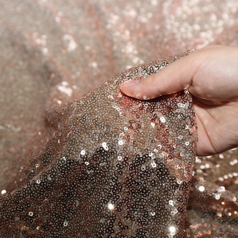Hot selling sequin tablecloths, tablecloths, hotels, weddings, parties, Christmas decorations, fabric art, gold embroidered beads, insets_voghion.com