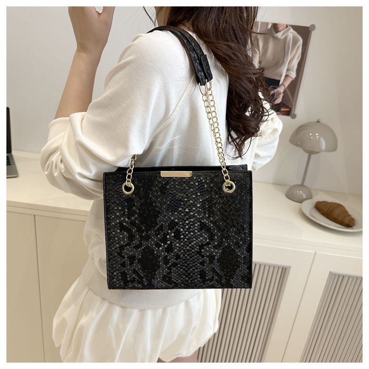 Borsa a tracolla minimalista da donna - Borsa a tracolla con tracolla a catena (tinta unita, casual, elegante, grande capacità)_voghion.com