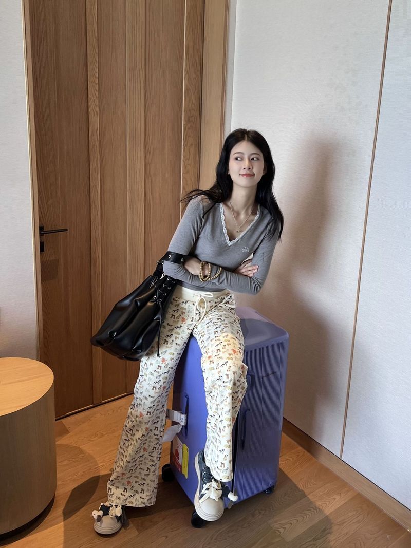 Große Lazy Half-Monthly Bag_voghion.com