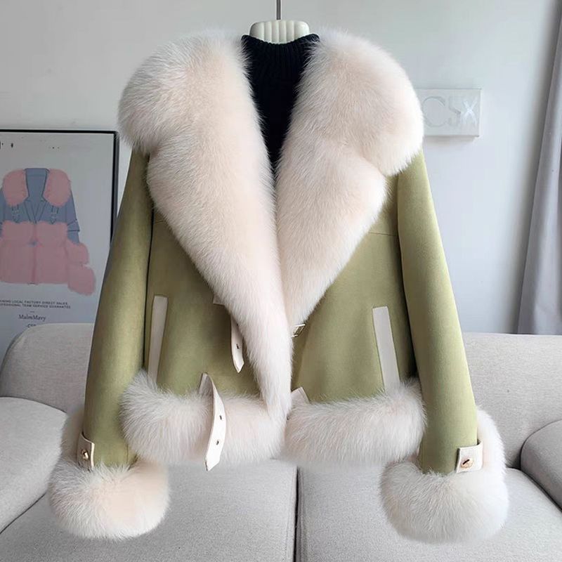 "Kunstpelzbesetzte Pufferjacke – Gesteppter Kurzmantel mit V-Ausschnitt (S-XL, Beige/Khaki/Pink/Matcha)"_voghion.com