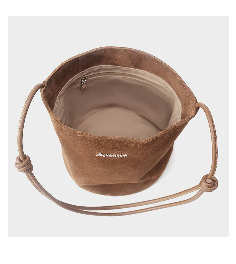 AQUASCUTUM 2024 nuova borsa a secchiello monospalla in pelle scamosciata minimalista tinta unita_voghion.com