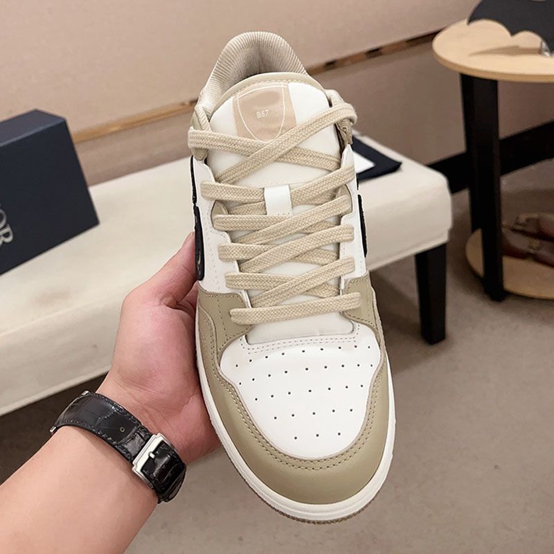 2024 Nuove scarpe sportive per il tempo libero D Family Couple B57 con suola spessa in vera pelle con lacci e blocchi di colore, per uomo e donna_voghion.com