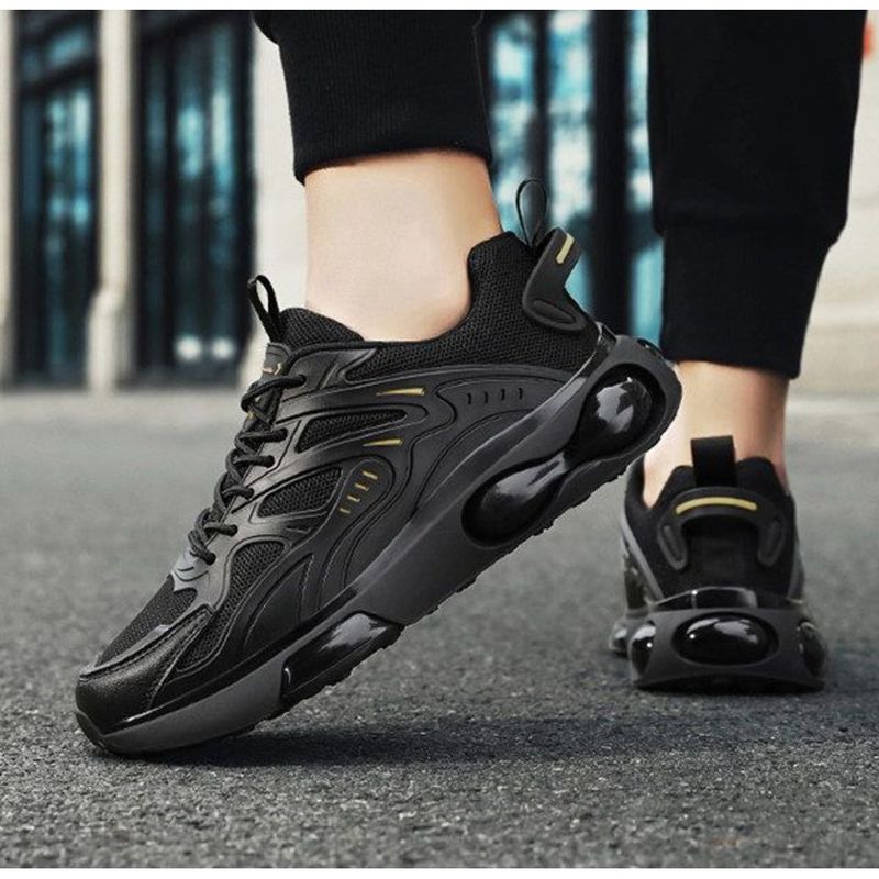 Chaussures de sport à coussin d'air pour hommes, basses à lacets, noires, Mamba, en maille, semelle épaisse, pour papa, nouvelle collection 2024_voghion.com