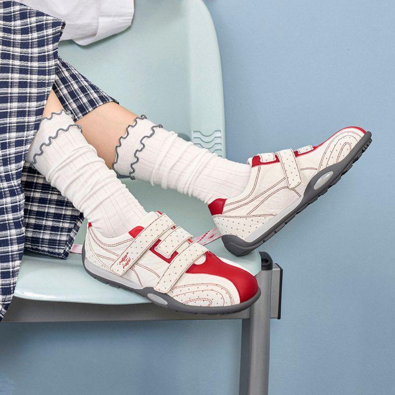 Novos sapatos casuais femininos de bolinhas, tênis baixos versáteis, elegantes e versáteis_voghion.com