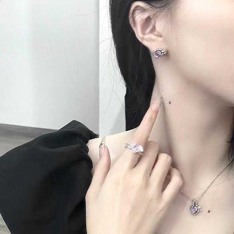 Girl Circon Temperament Female Pink Prstan Niche Design High End Sweet Cool Wind Lava Irregular Love Set_voghion.com