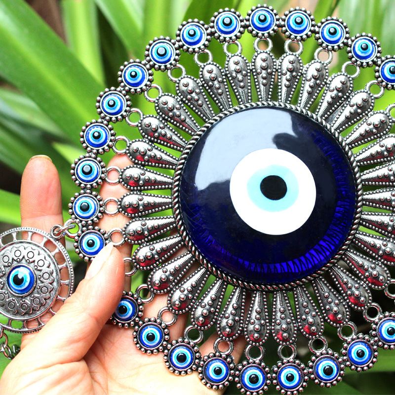 Kreatives Wohnzimmer im europäischen Stil, silbernes Metall, Retro-blaues Türkiye-Augen-Dekoration, Wandanhänger_voghion.com