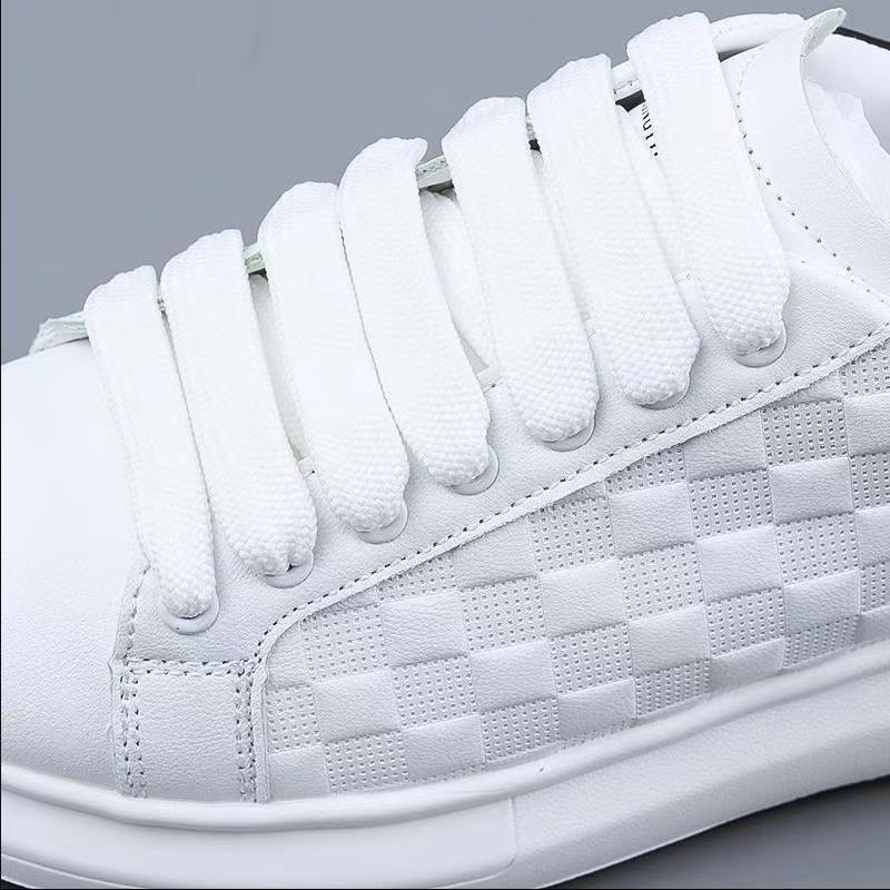 Small white shoes, sneakers, comfortable_voghion.com