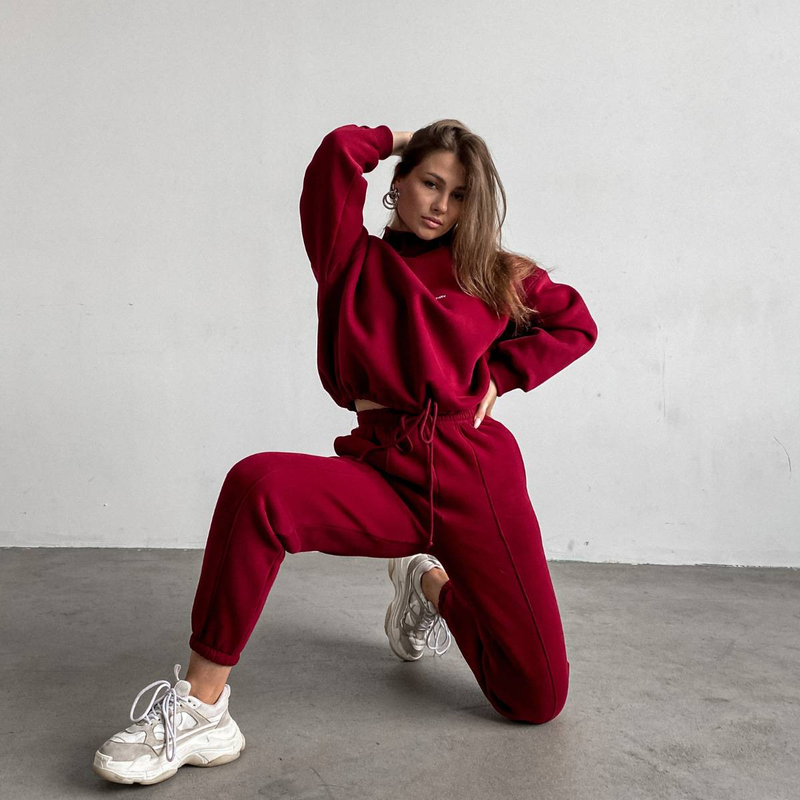 Ensemble de survêtement de sport pour femmes de style européen 2025, sweat à capuche et pantalon imprimés, ensemble deux pièces à la mode_voghion.com