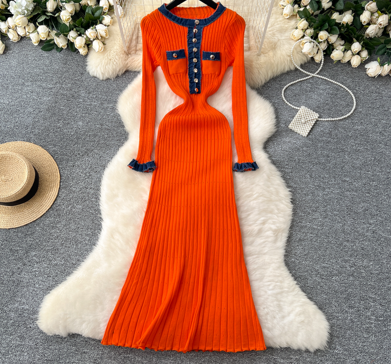 Rochie de damă cu mânecă lungă și guler rotund, cu nasturi metalici, stil retro, croială slim fit, tricotată, elastică, strâmtă, la șolduri_voghion.com