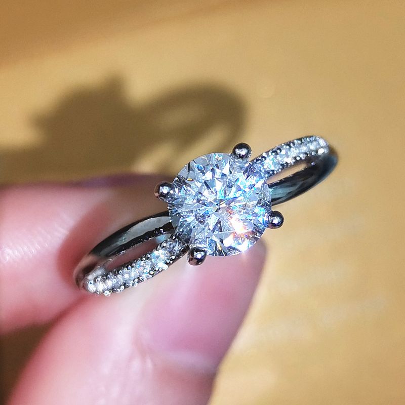 S Pure Silver Liu Shishi Same Four Claw Cross Ring, One Carat Mosang Stone Simulated Diamond Hearts And Eight Arrows_voghion.com