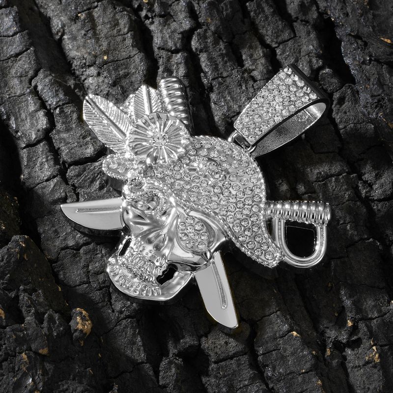 European And American Hip Hop Pirate Skull Necklace Cross Border Hot Sale Diamond Cuban Chain Source Wholesale_voghion.com