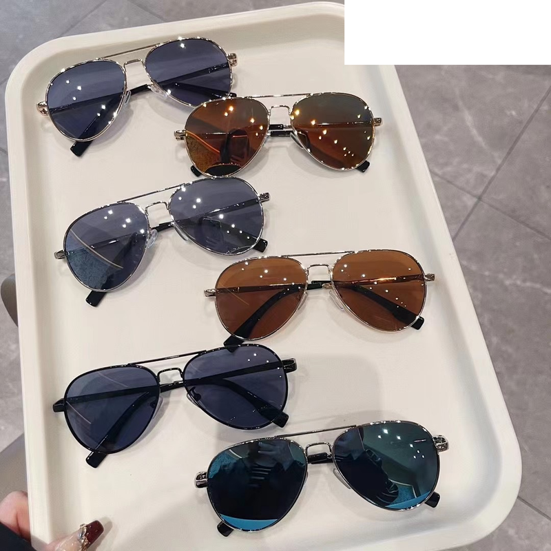 Unisex Kinder Sonnenbrille Trendy Pilot Jungen Sonnenbrille Hübsche Polarisierte Anti-UV Mädchen Brille Jungen Mode Cool_voghion.com