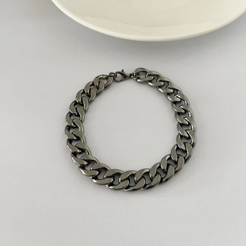Bracciale da uomo con catena cubana in titanio, gioielli hip hop alla moda, accessori per le mani in acciaio inossidabile, semplici e alla moda_voghion.com