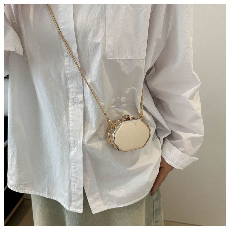 Banchetto 2024 primavera nuova tendenza moda donna monospalla catena rossetto borsa a tracolla diagonale_voghion.com