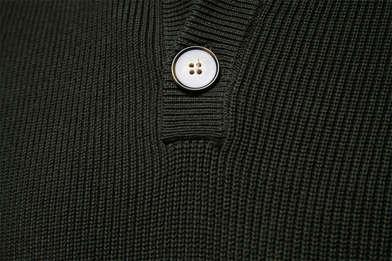 Nieuwe herfst- en wintertrui voor heren in Europese maat, heren met lange mouwen, halve rits, opstaande kraag, effen kleur, casual trendtrui die bij elkaar past_voghion.com