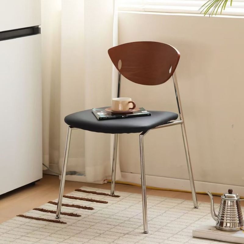 Sedia da pranzo vintage in legno massello per uso domestico, sedia da pranzo leggera e di lusso Bird Leisure Cafe, sedia con schienale in ferro battuto di design_voghion.com