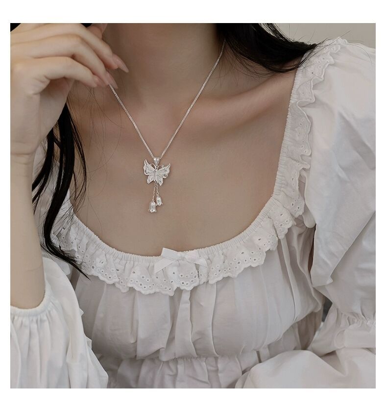 Sterling Silver Butterfly Lily Of The Valley Necklace For Women, Niche High-end Light Luxury Exquisite Collarbone Chain,_voghion.com