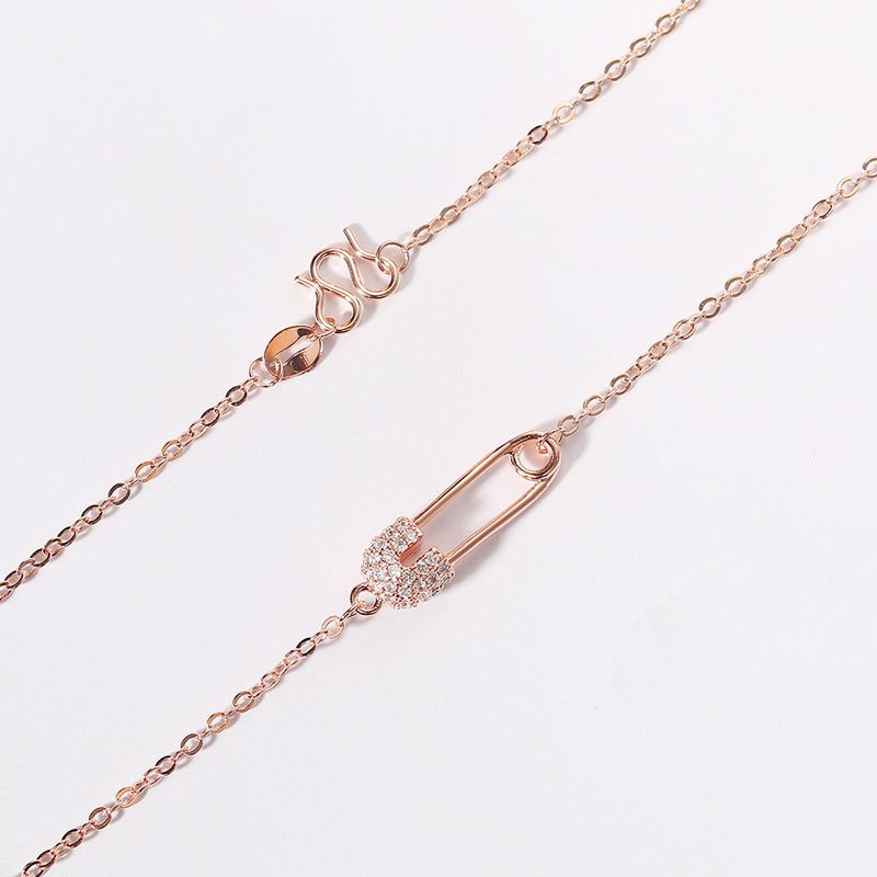 Collar con colgante de circonita hueca de nueva moda unisex, cadena de clavícula con personalidad de pin de 3 colores para mujer, joyería de venta caliente_voghion.com