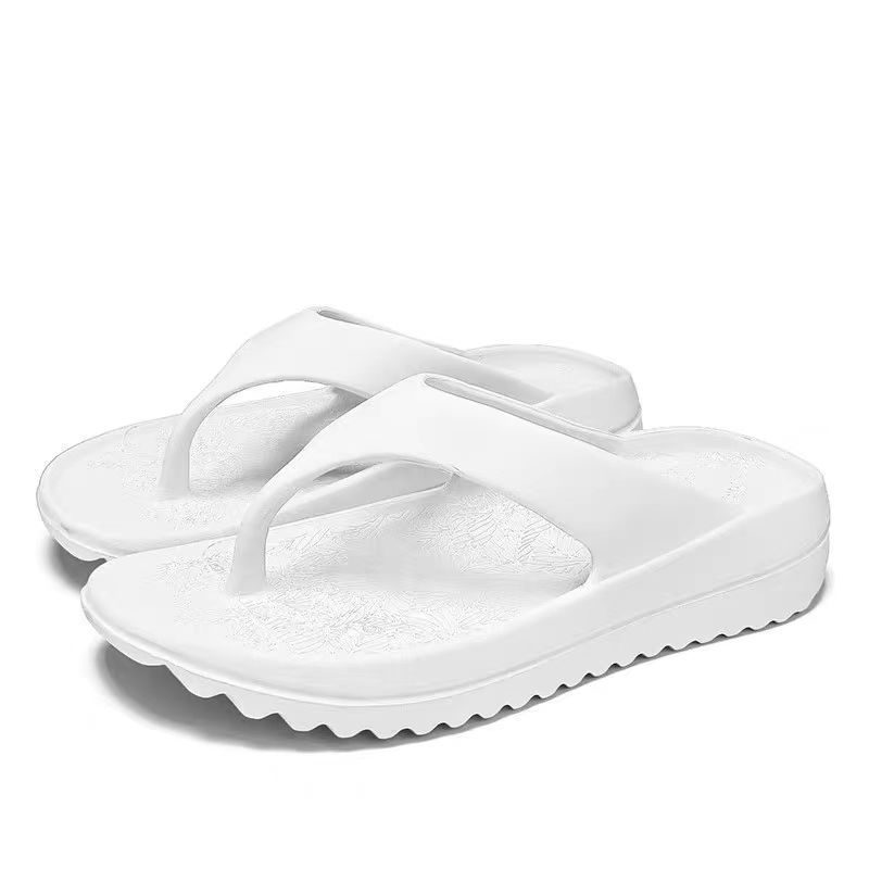 2025 Spring/Summer New Fashion Slope Heel Herringbone Wearing Beach Slippers Outside Female_voghion.com